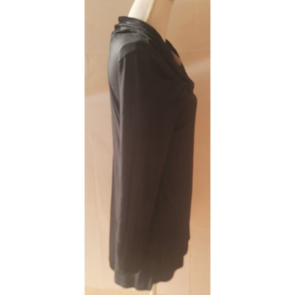 Cabi #3050 black cozy Cowl neck tunic style fit top. Long sleeve EUC - Picture 4 of 5